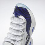 Sneaker HQ1103