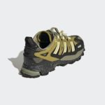 Sneaker HQ3978