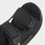Sneaker GV7796