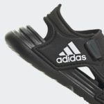 Sneaker GV7796