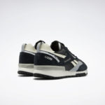 Sneaker GY1538
