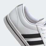 Sneaker H02209