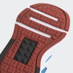 Sneaker HP5879