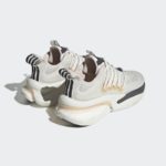Sneaker HP6132