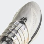 Sneaker HP6132