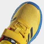 Sneaker HQ1310