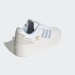 Sneaker HQ1318