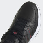Sneaker HQ1828