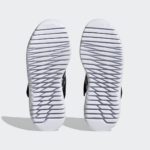 Sneaker HQ3998