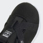 Sneaker HQ6052