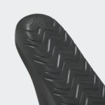 Sneaker HQ9921
