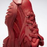 Sneaker GX9735