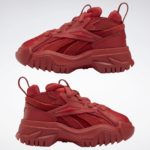 Sneaker GX9735
