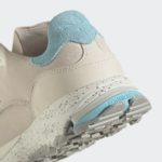 Sneaker GY9852