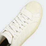Sneaker GZ3847