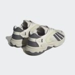 Sneaker GZ9409