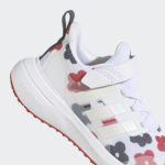 Sneaker GZ9754