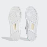 Sneaker H03746