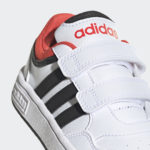 Sneaker H03863