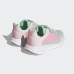 Sneaker H06379