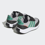 Sneaker HP7684