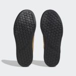Sneaker HP9938