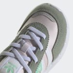 Sneaker HQ1536