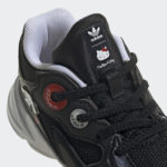 Sneaker HQ1560