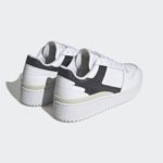 Sneaker HQ1984