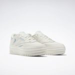 Sneaker HQ2126