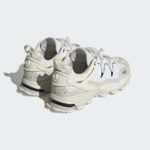Sneaker HQ4511