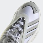 Sneaker HQ6765