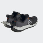 Sneaker GW9432