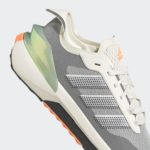 Sneaker HP5973