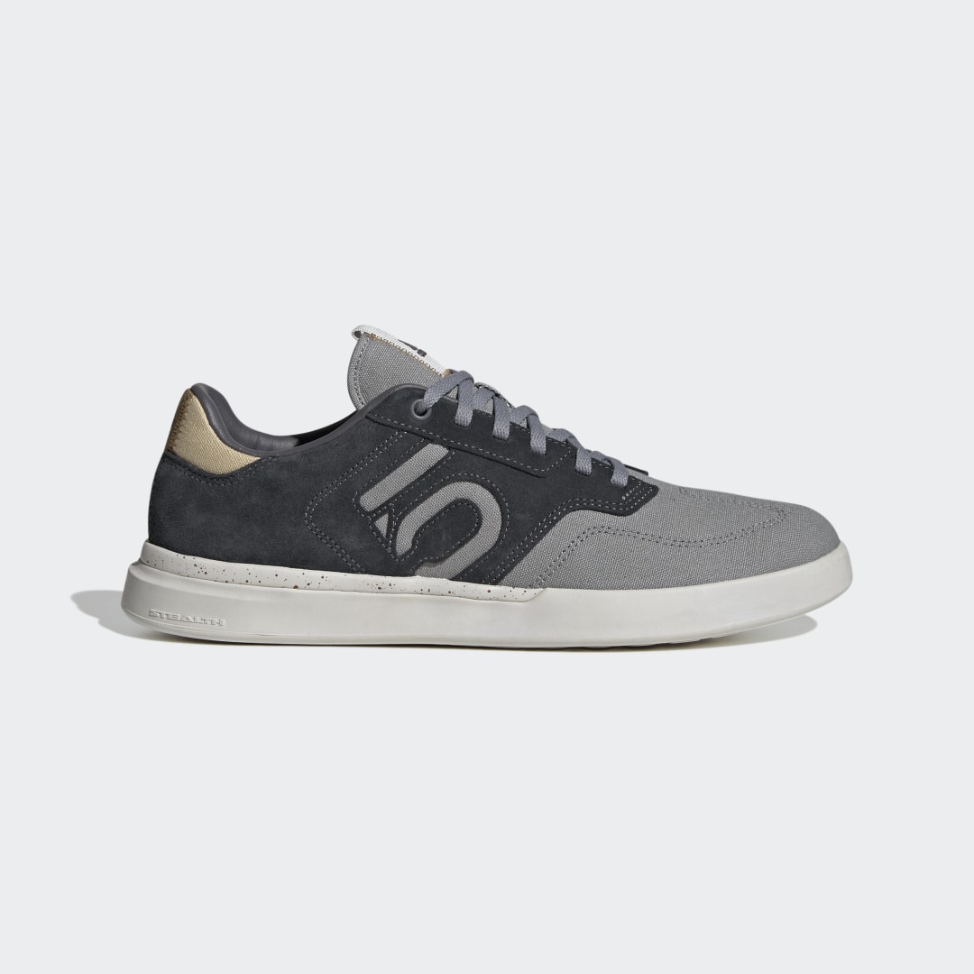 Sneaker HQ1231