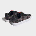 Sneaker HQ1781