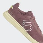 Sneaker HQ2117