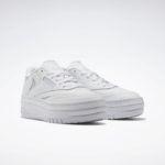 Sneaker HQ2125