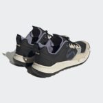 Sneaker HQ3565