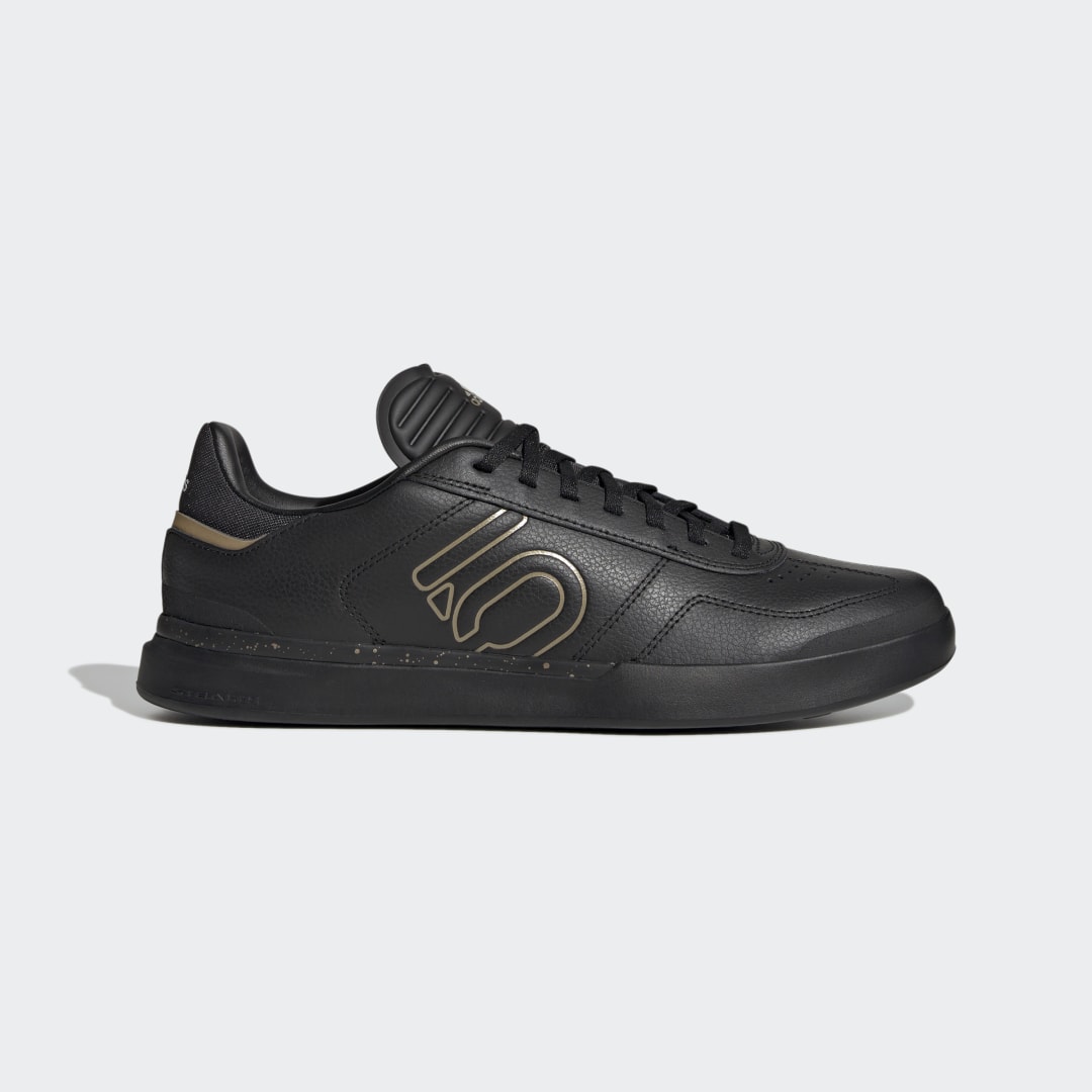Sneaker HQ6027
