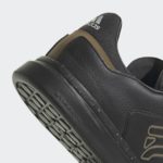 Sneaker HQ6027