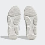Sneaker HQ6040