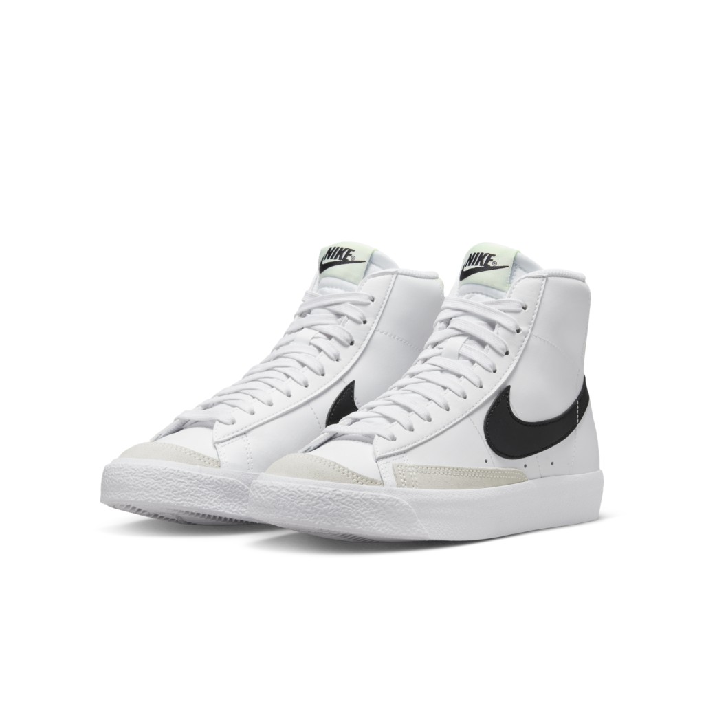 Nike Blazer Mid DA4086-109