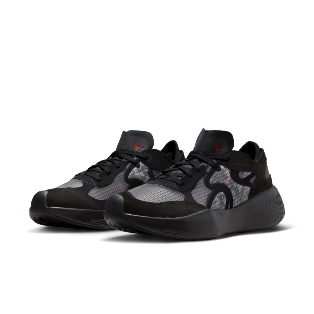 Sneaker DN2647-060