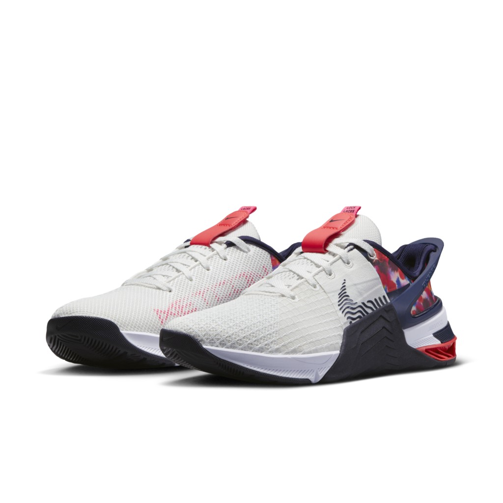 Sneaker DO9381-101