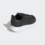 Sneaker GW3316