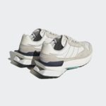 Sneaker H03710
