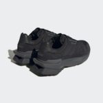 Sneaker H03711