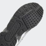 Sneaker HP2771