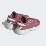 Sneaker HQ1552